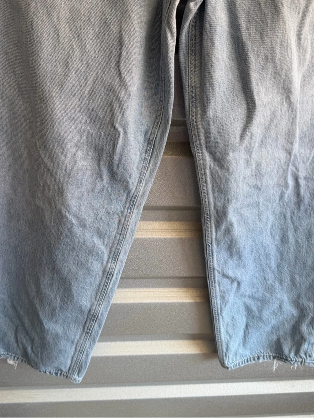 Agolde Criss Cross Upsized Jean in Suburbia - Picture 3 of 8